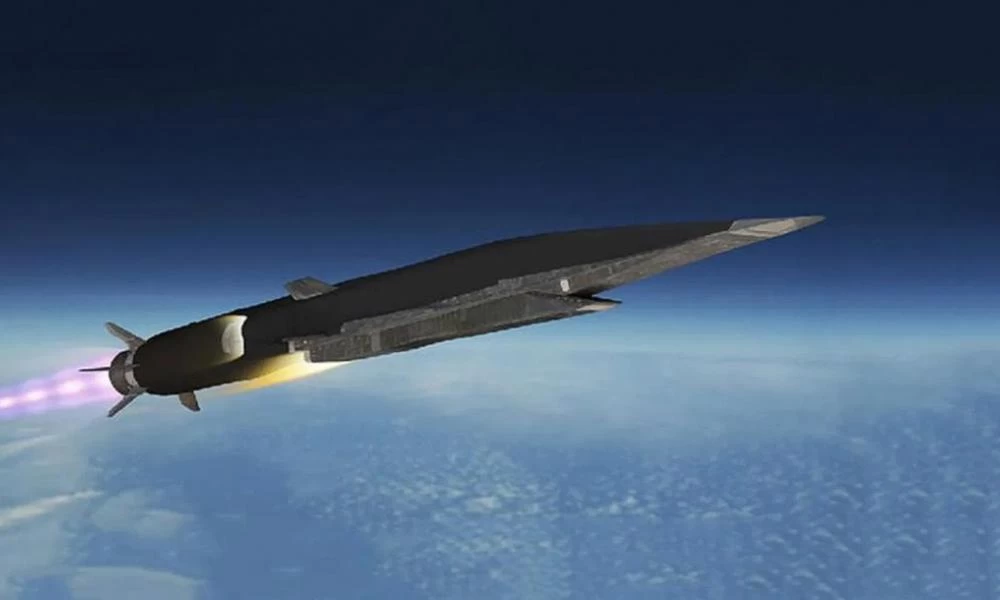 Η Ρωσία έχει γίνει η πρώτη χώρα που έχει υποπλανητικούς πυραύλους με υποβρύχια